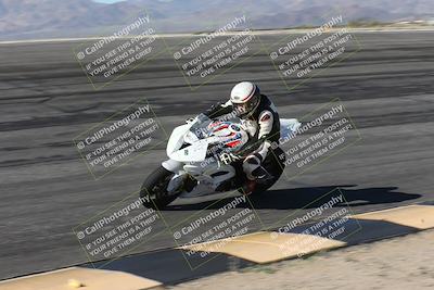 media/Jan-16-2026-CVMA Friday Practice (Fri) [[6f2bf47531]]/5-Racer 4-Trackday1/Session 2 (Bowl)/